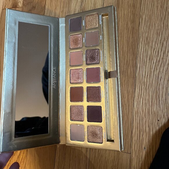 Sigma Ambiance Eyeshadow Palette - Picture 1 of 4